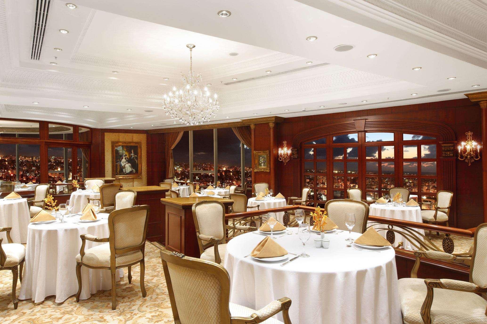 Отель Al Habtoor Grand Бейрут Экстерьер фото