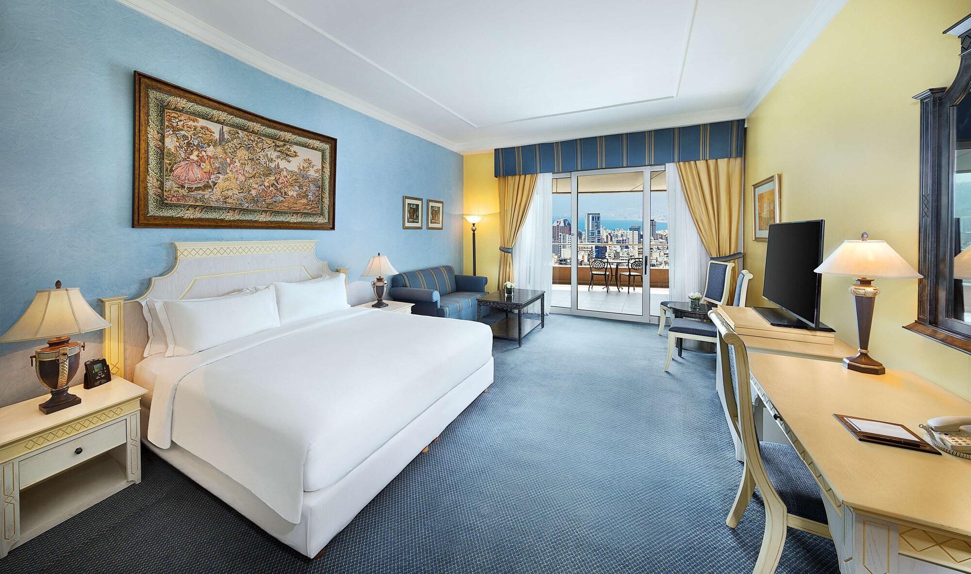 Отель Al Habtoor Grand Бейрут Экстерьер фото