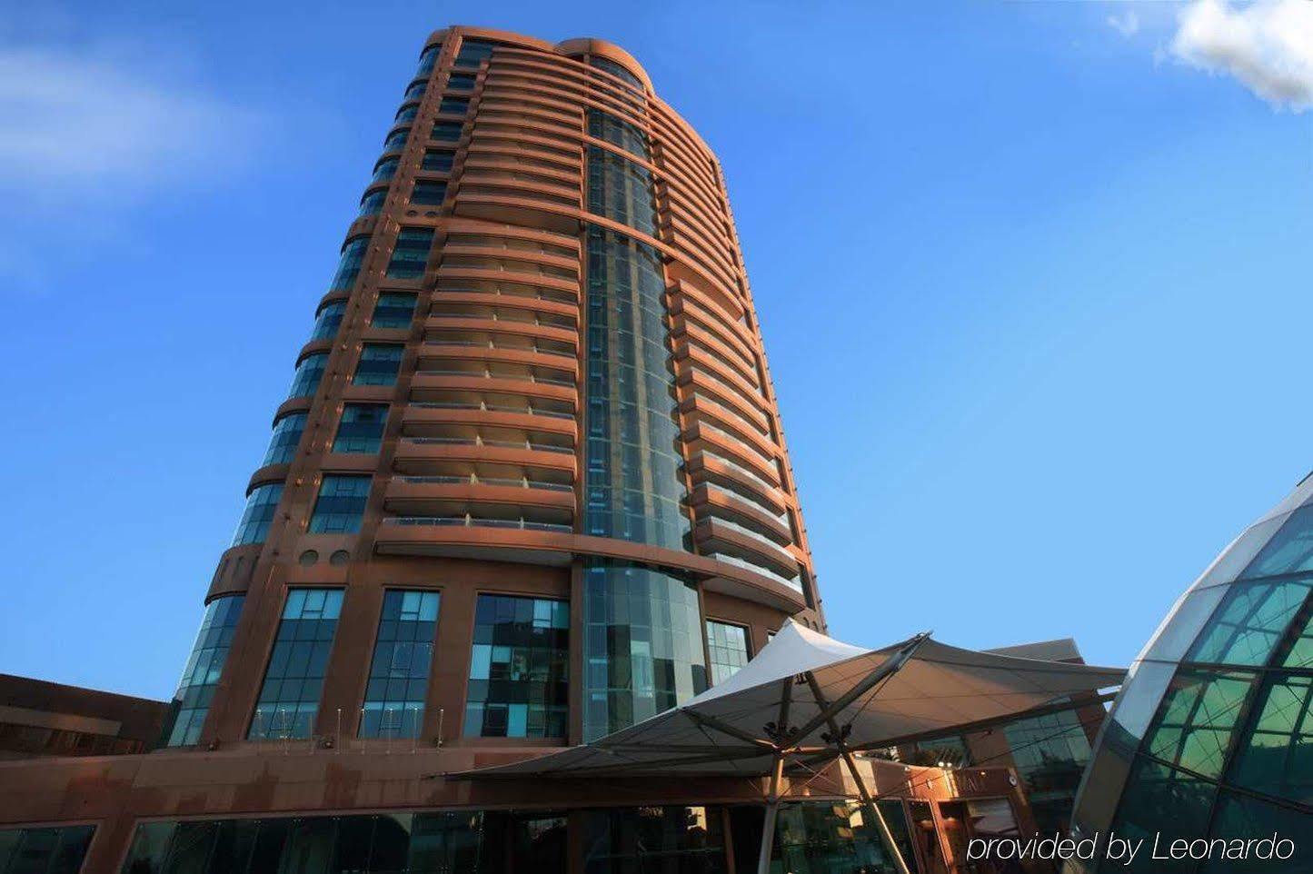 Отель Al Habtoor Grand Бейрут Экстерьер фото